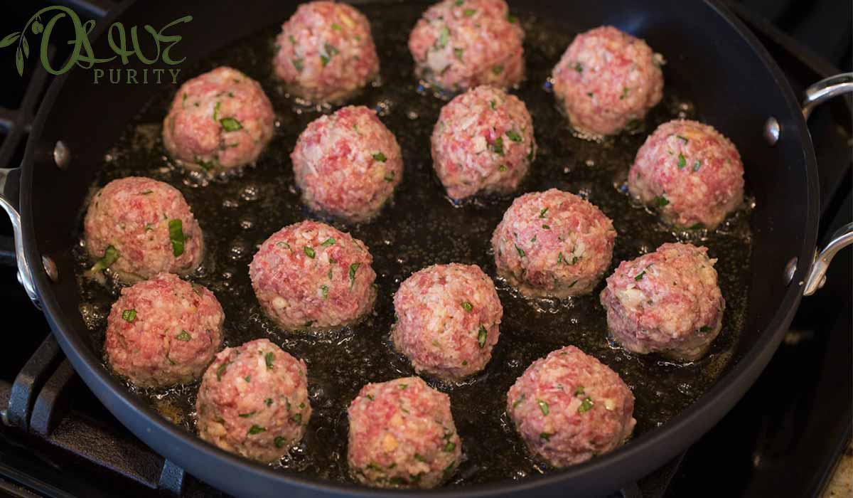 Fry Meatballs in Olive Oil or Vegetable Oil