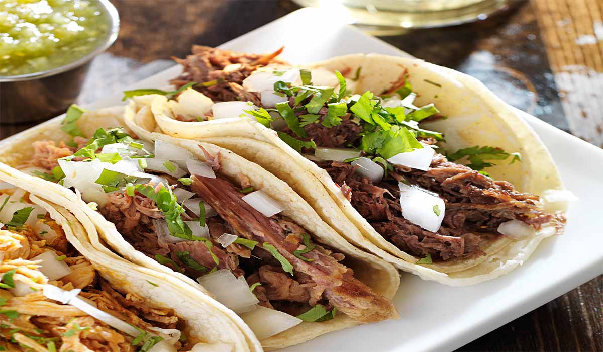 Dutch Oven Barbacoa Tacos